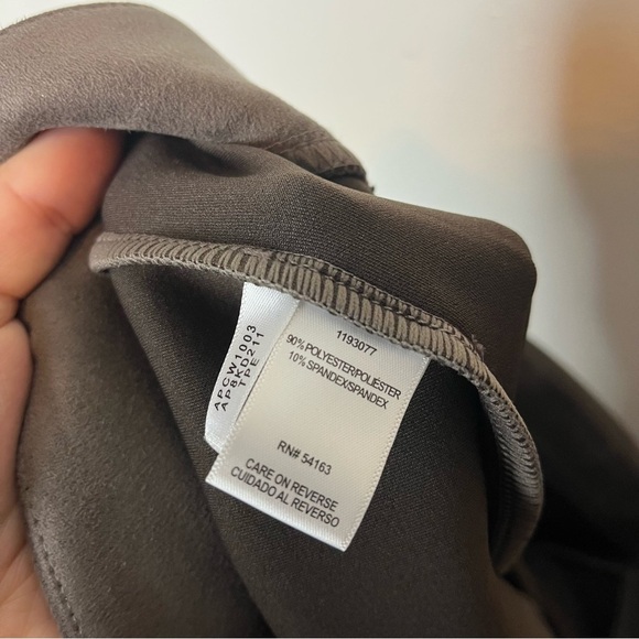 Andrew Marc Ladies Faux Suede Pull On Pant Slim Leg Brown Size Large Polyester - Picture 5 of 5